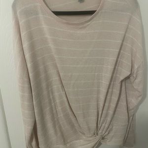 Light pink crew neck sweater